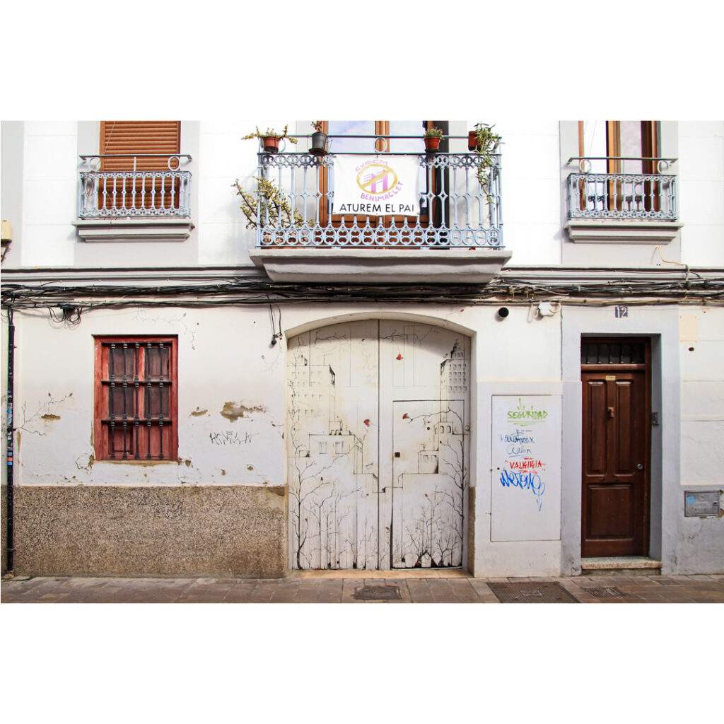 Casa rural en la calle Reverendo José Martí, en el pueblo de Benimaclet-Valencia.